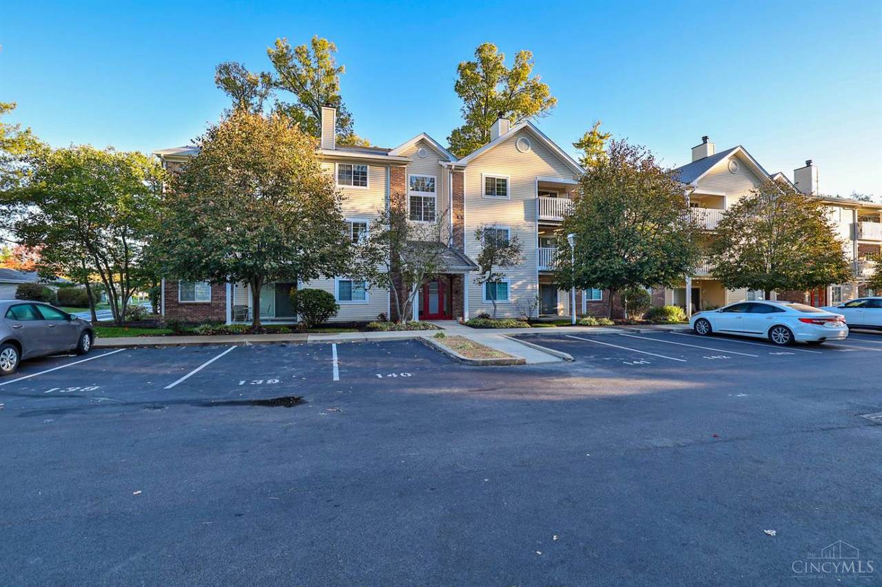 710 Carrington Place - Photo 1