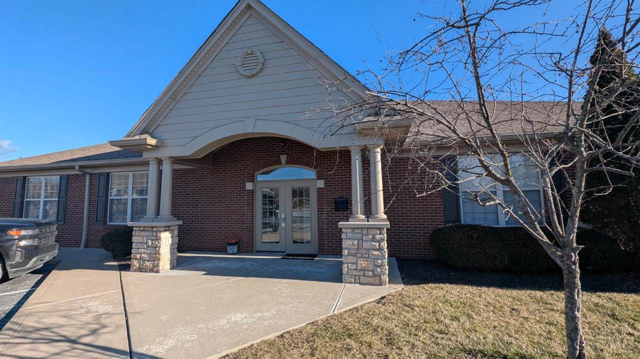 6396 Thornberry Court - Photo 1