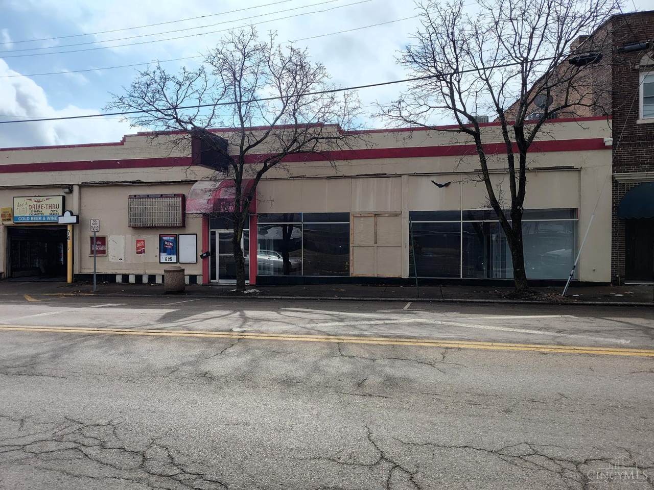 301 Wyoming Avenue - Photo 1