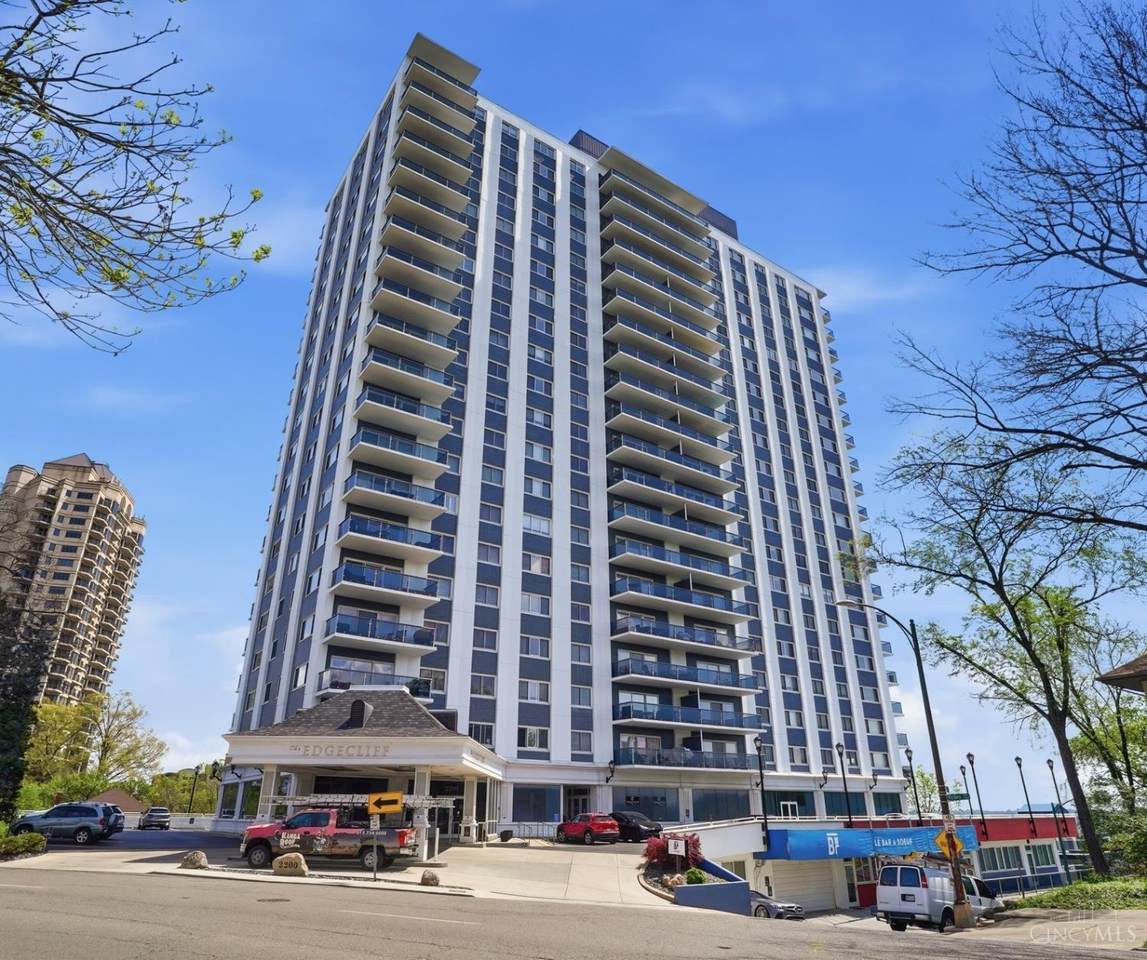 2200 Victory Parkway - Photo 1