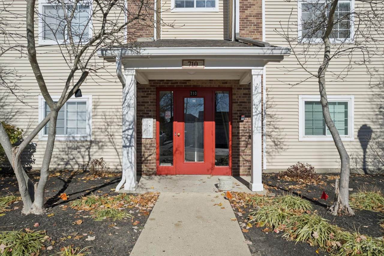 710 Carrington Place - Photo 1