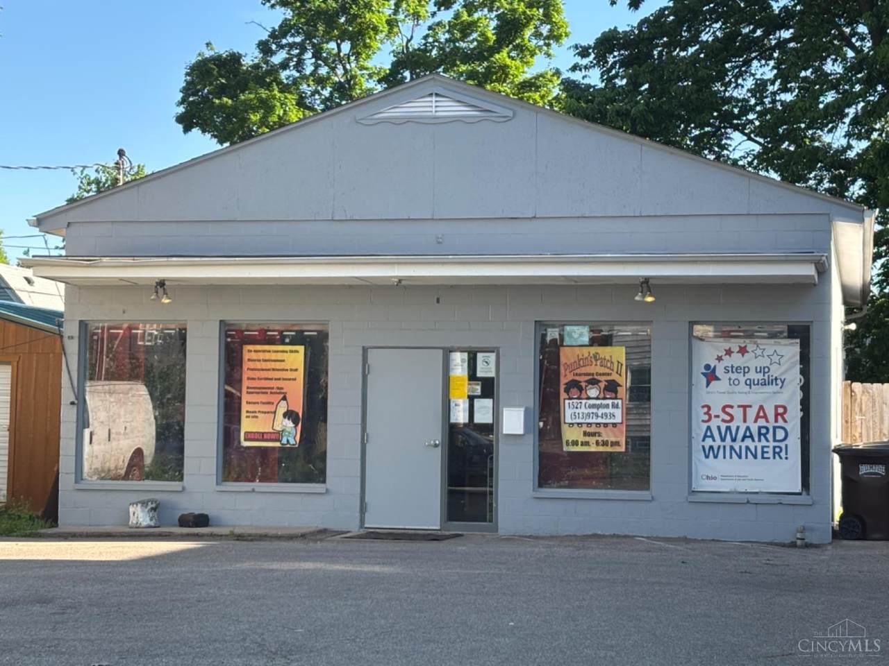 1527 Compton Road - Photo 1