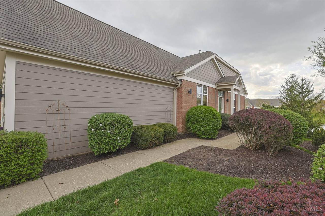 7111 Scarlet Oak Court - Photo 1