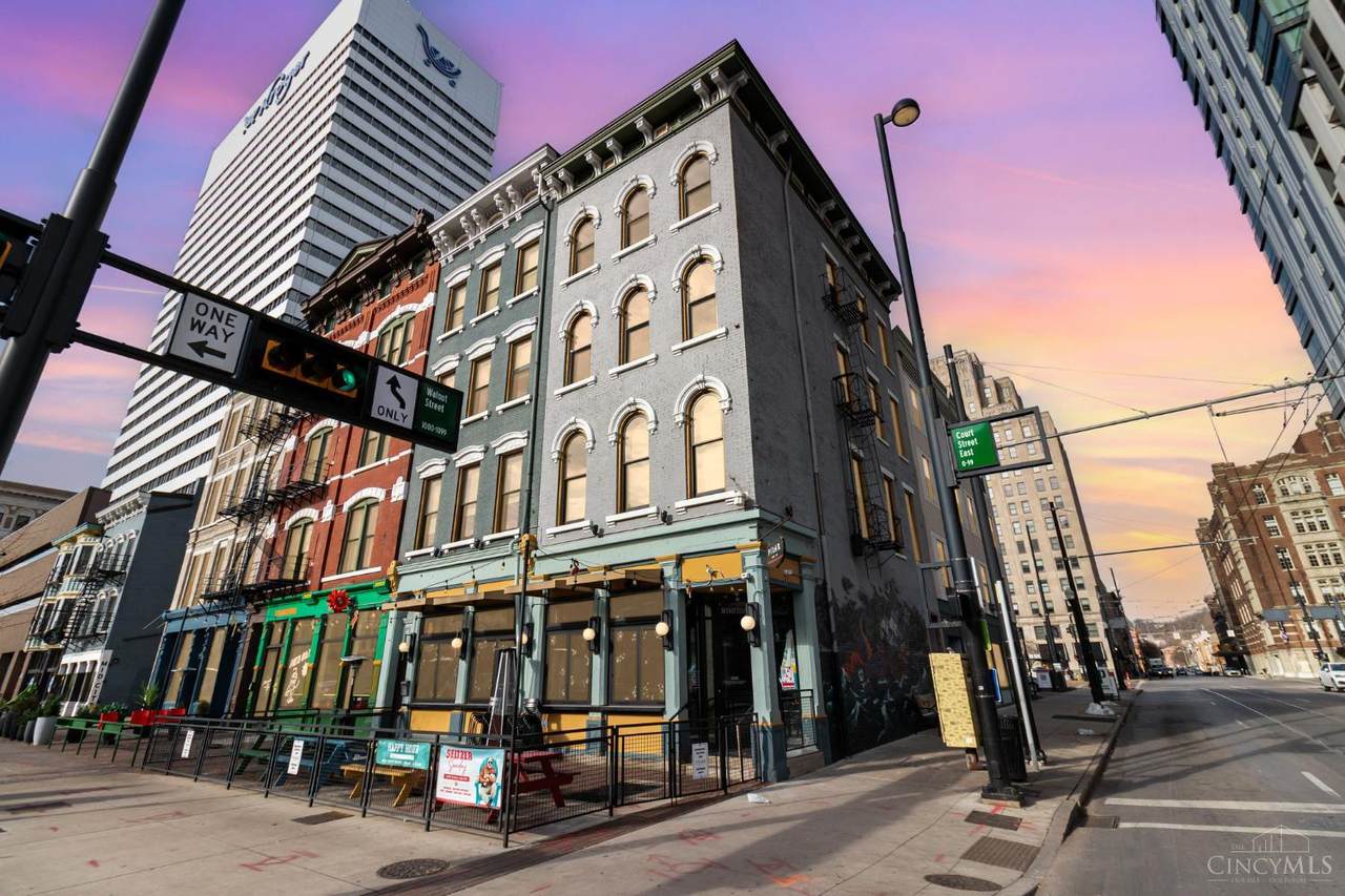 1003 Walnut Street - Photo 1