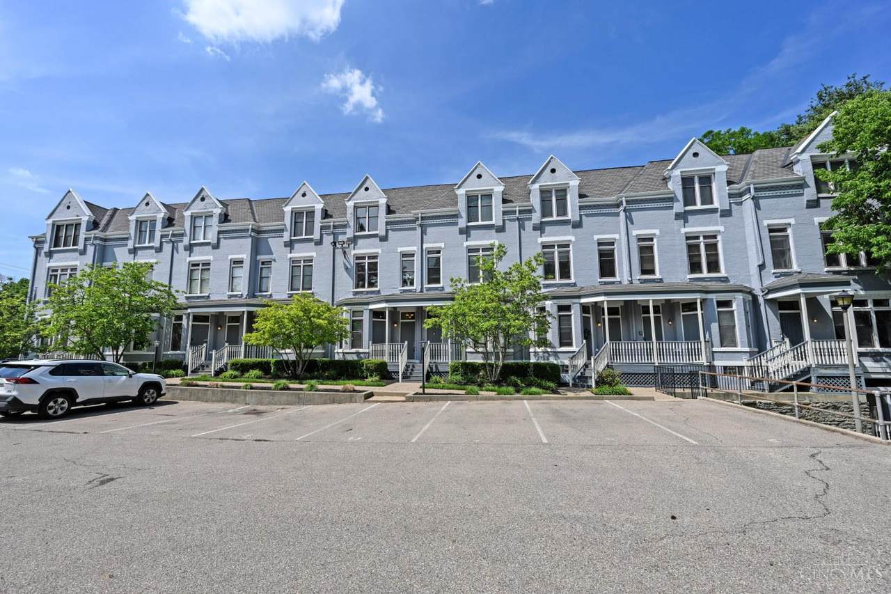 2100 Sinton Avenue - Photo 1