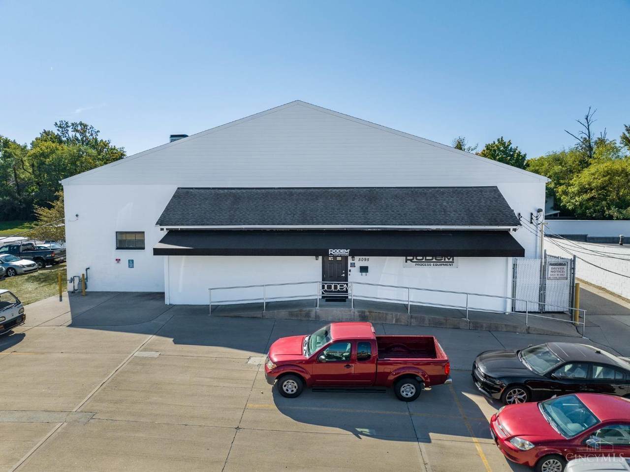 5095 Crookshank Road - Photo 1