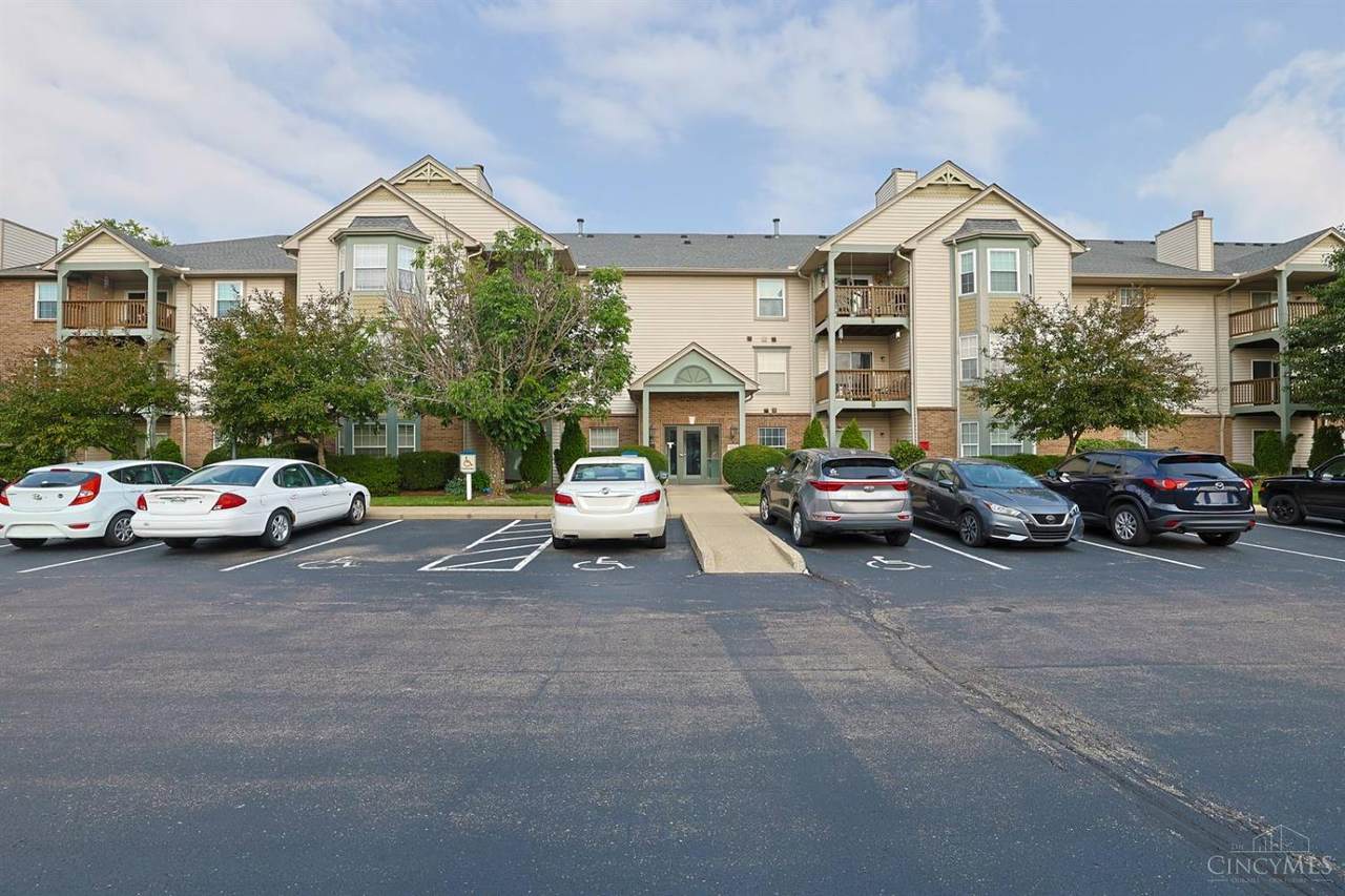 4911 N Arbor Woods Court - Photo 1