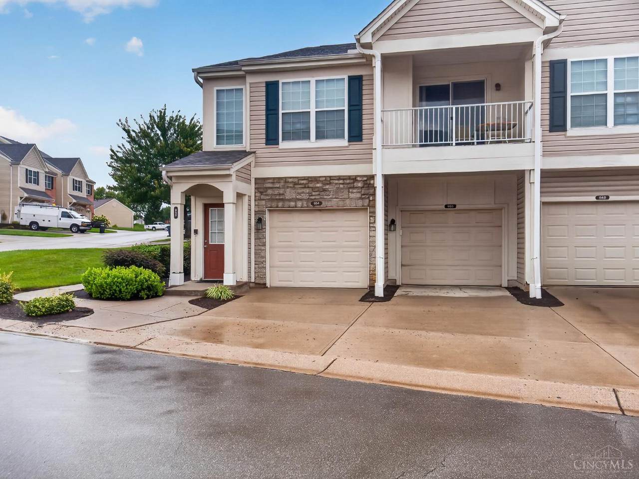 954 Crossing Pointe - Photo 1