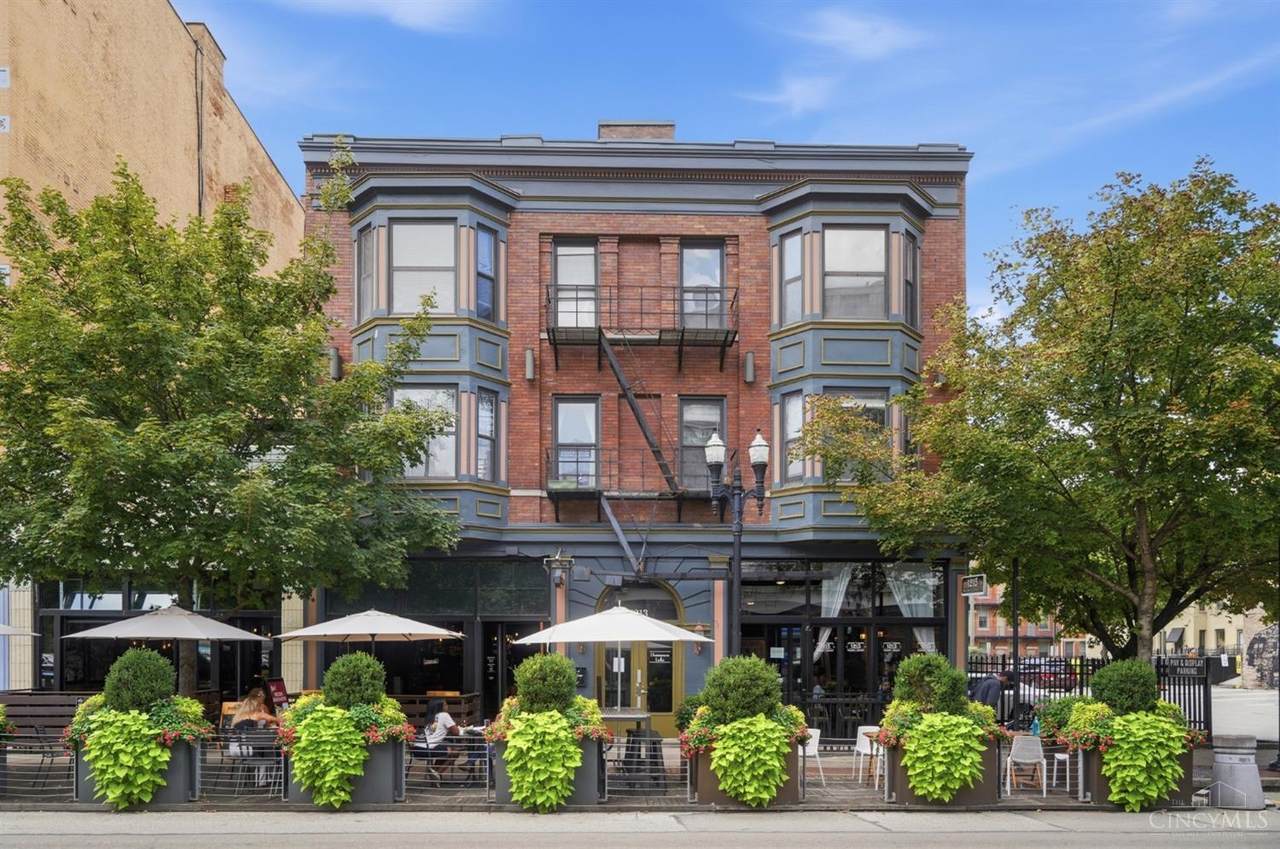 1213 Vine Street - Photo 1