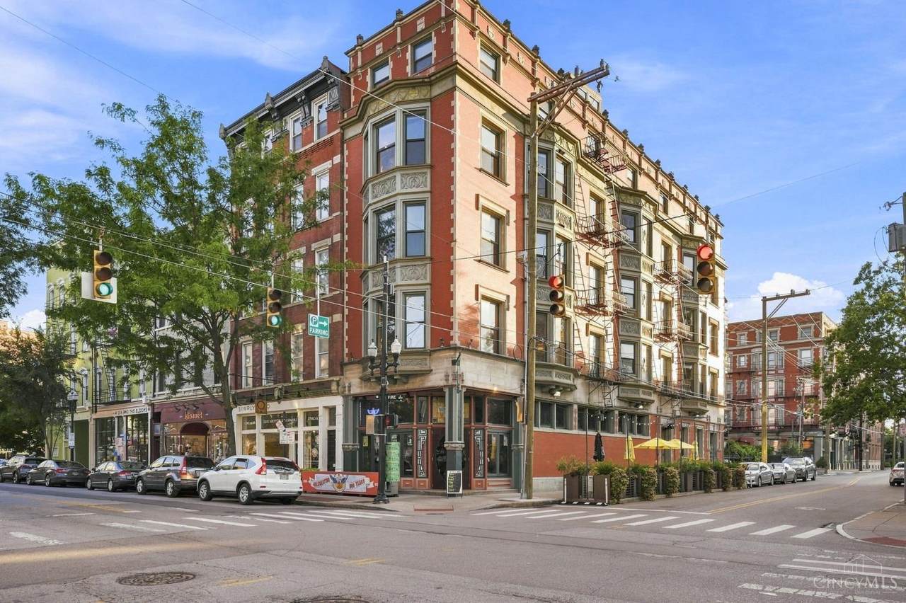 1237 Vine Street - Photo 1