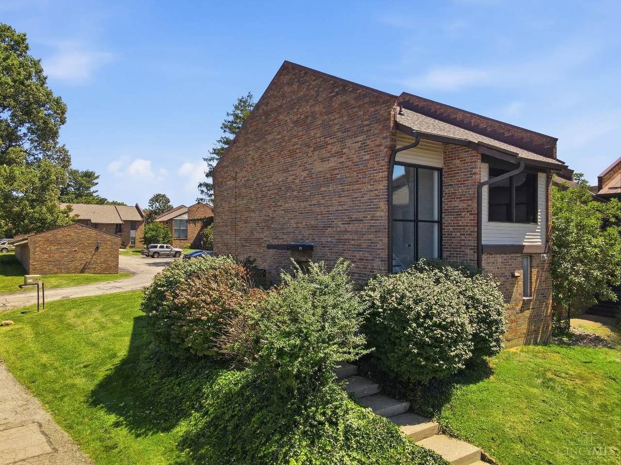 39 Stillmeadow Drive - Photo 1