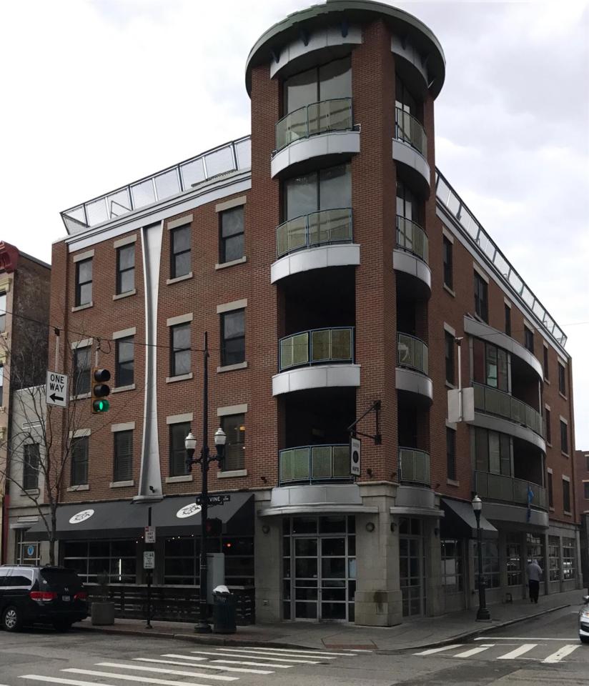 1331 Vine Street - Photo 1