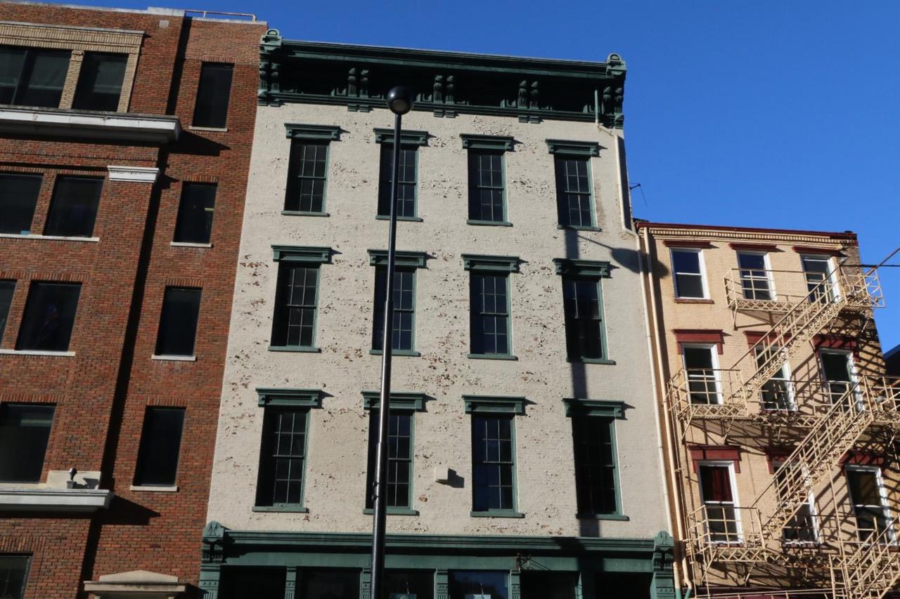 813 Broadway Street - Photo 1