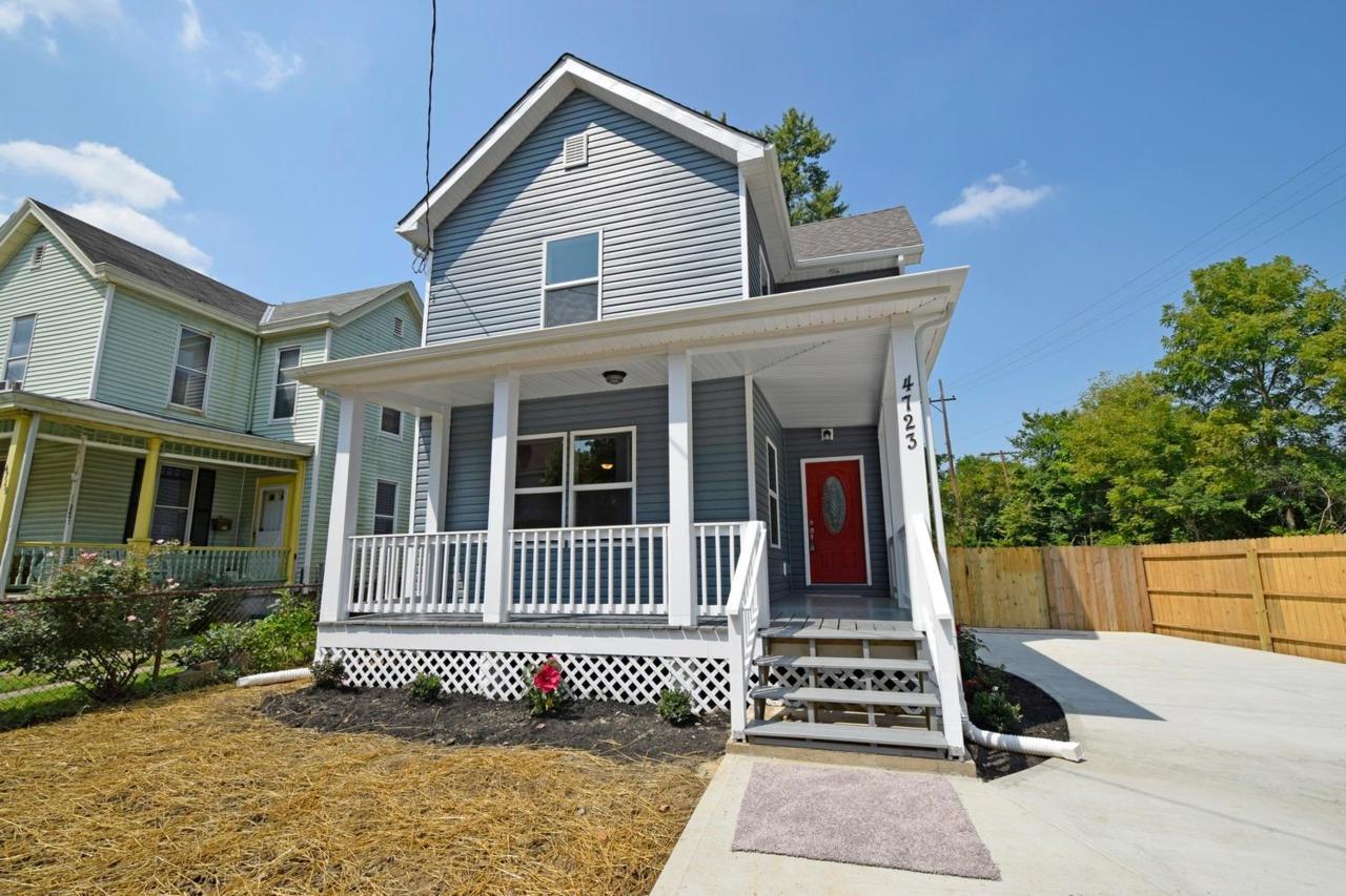 4723 Ward Street - Photo 1