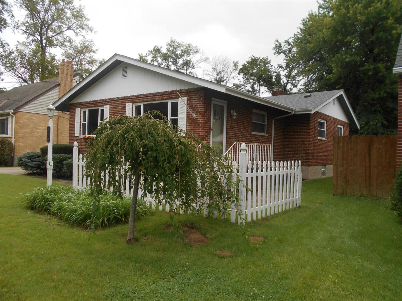 845 Oakfield Avenue - Photo 1