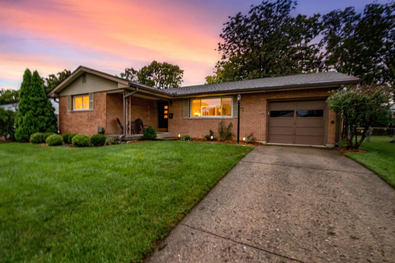 412 Regent Drive - Photo 1
