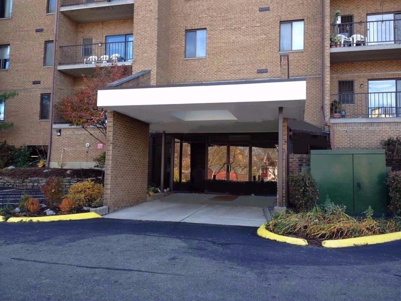 3004 Glenmore Avenue - Photo 1