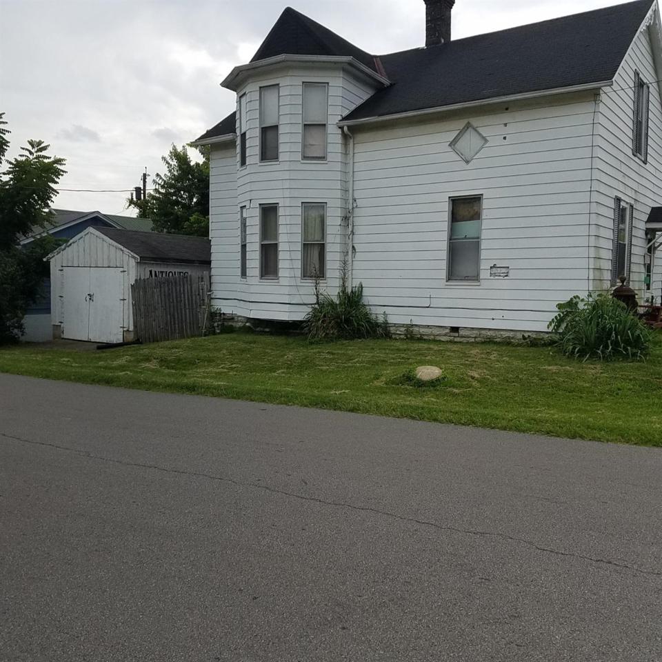 108 Plum Street - Photo 1