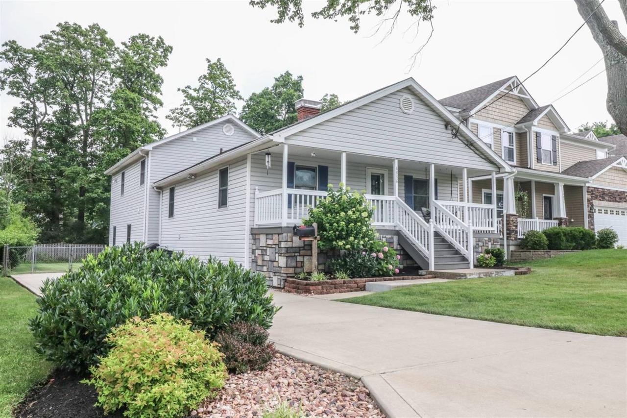 4856 Prospect Avenue - Photo 1
