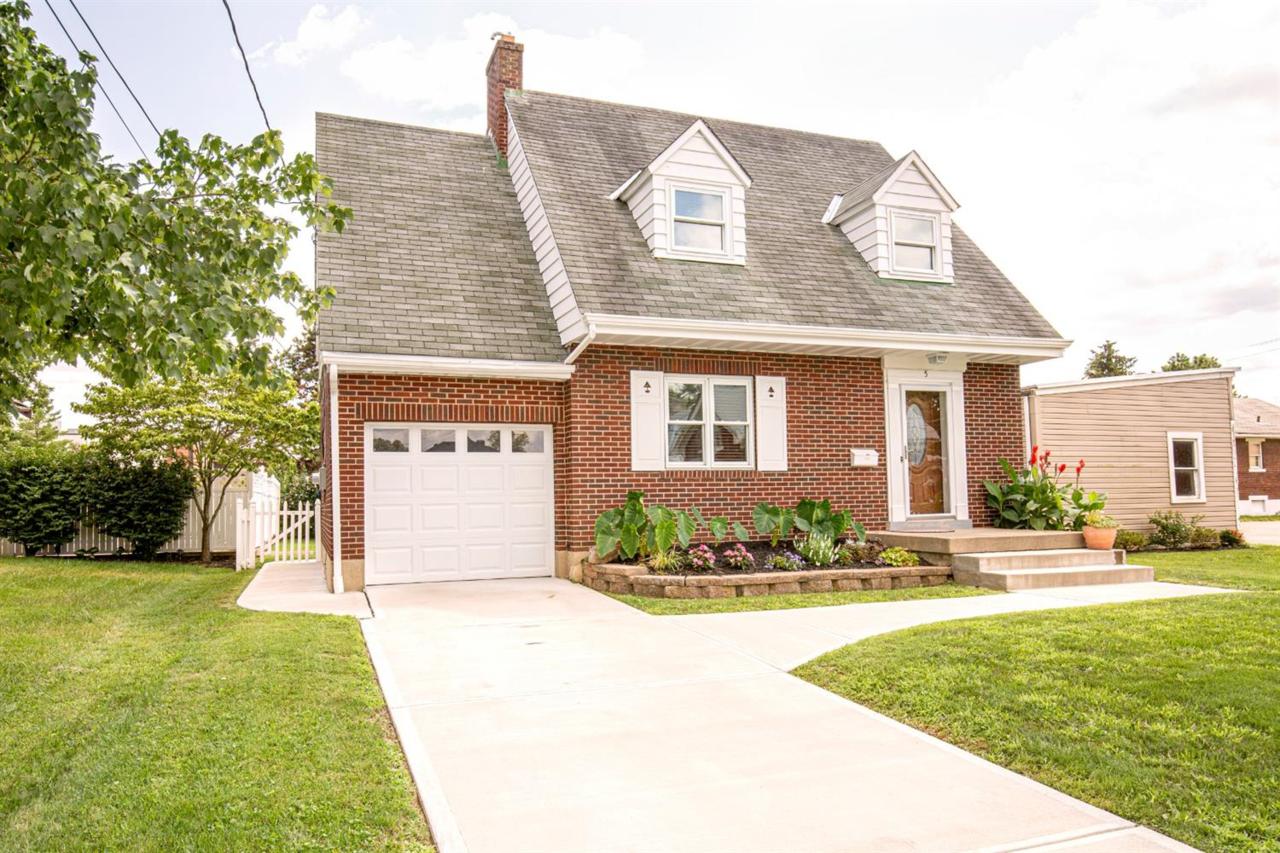 5 Roth Avenue - Photo 1
