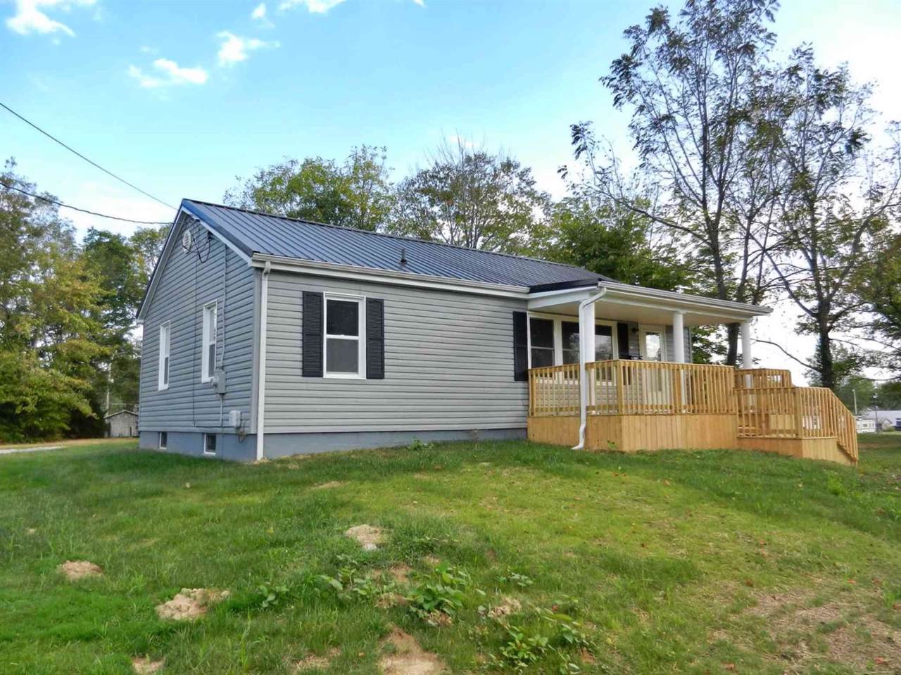 432 Kenwood Avenue - Photo 1