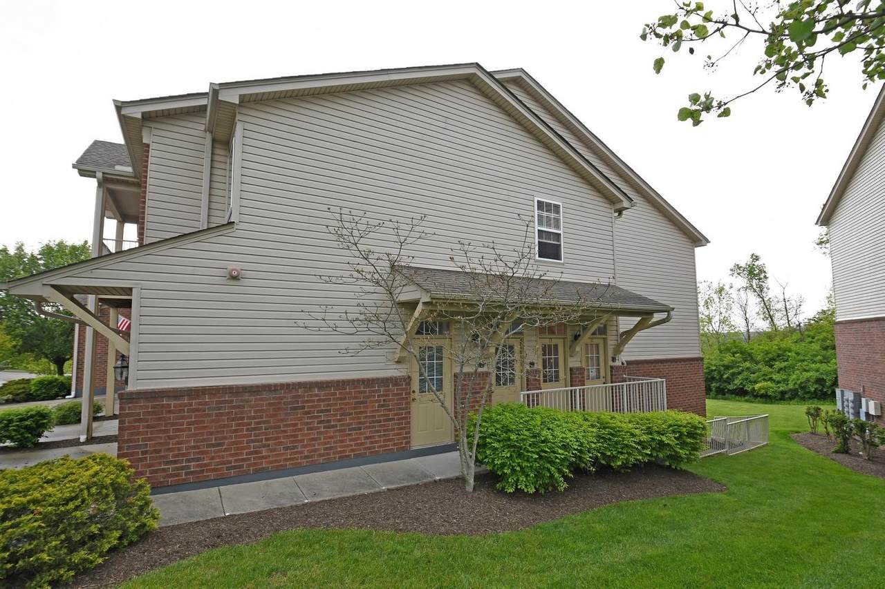 5557 Twin Lakes Court - Photo 1