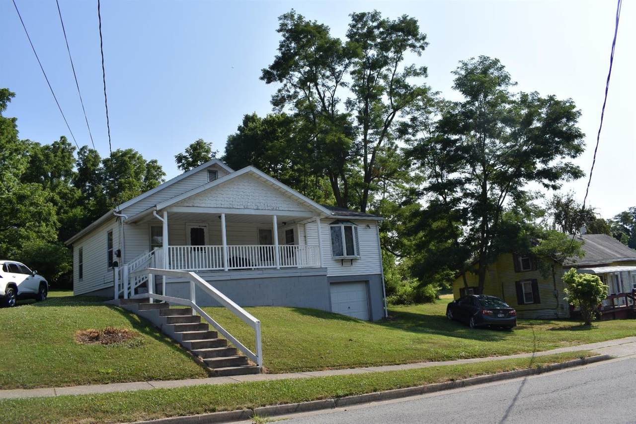 438 Walnut Street - Photo 1