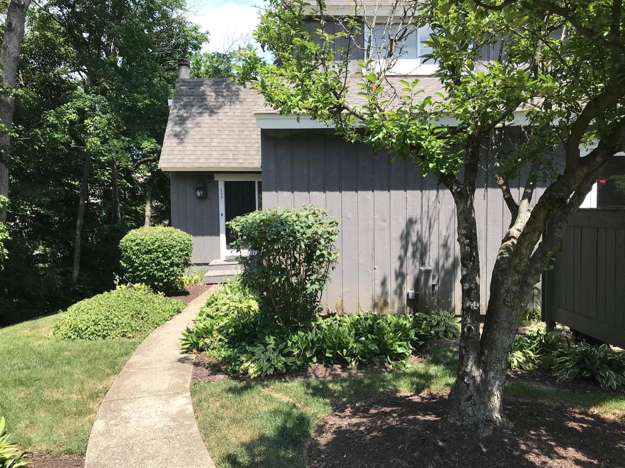 137 Twin Lakes Drive - Photo 1