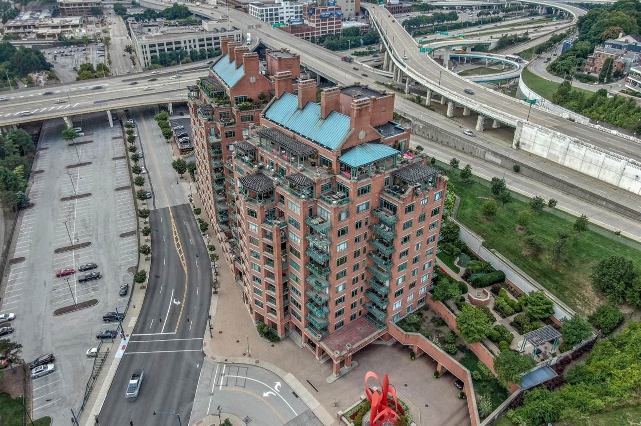 900 Adams Crossing - Photo 1