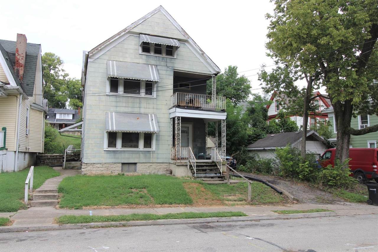 260 Earnshaw Avenue - Photo 1