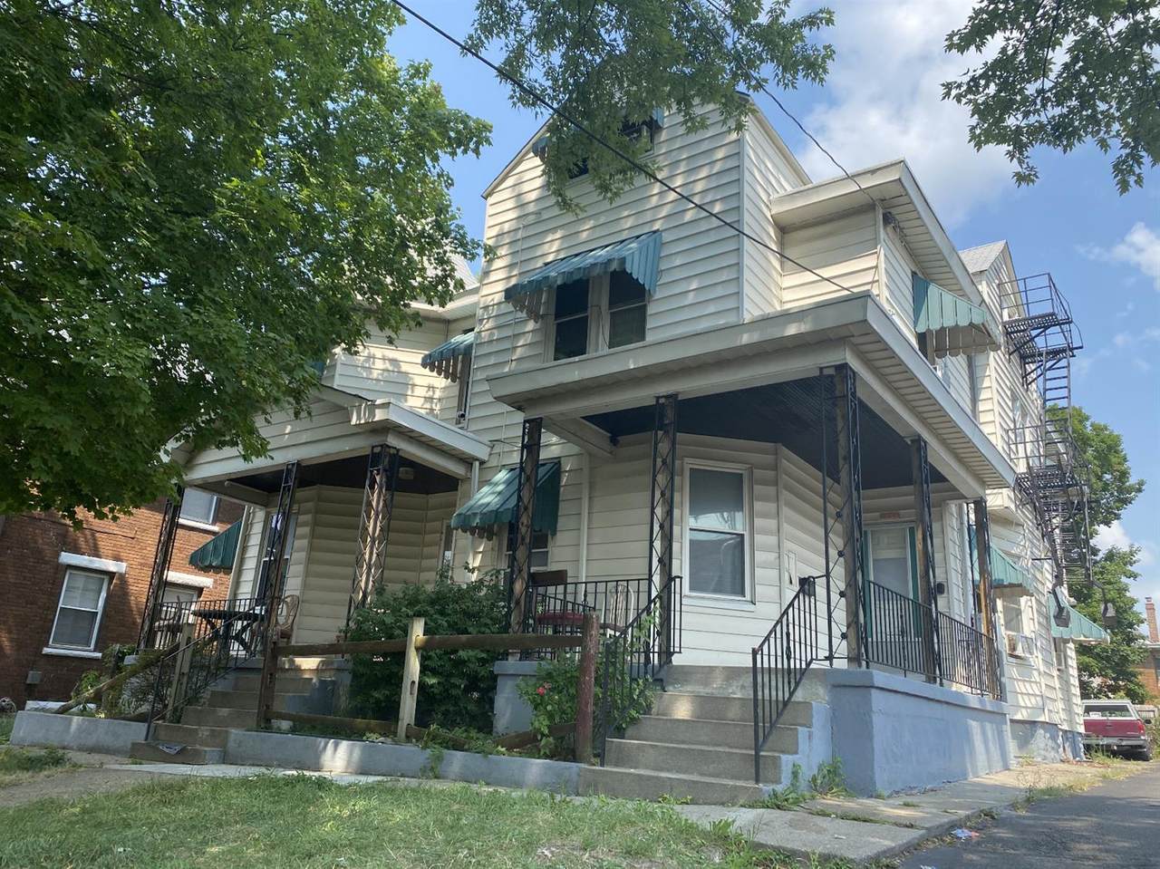 2222 Lawn Avenue - Photo 1