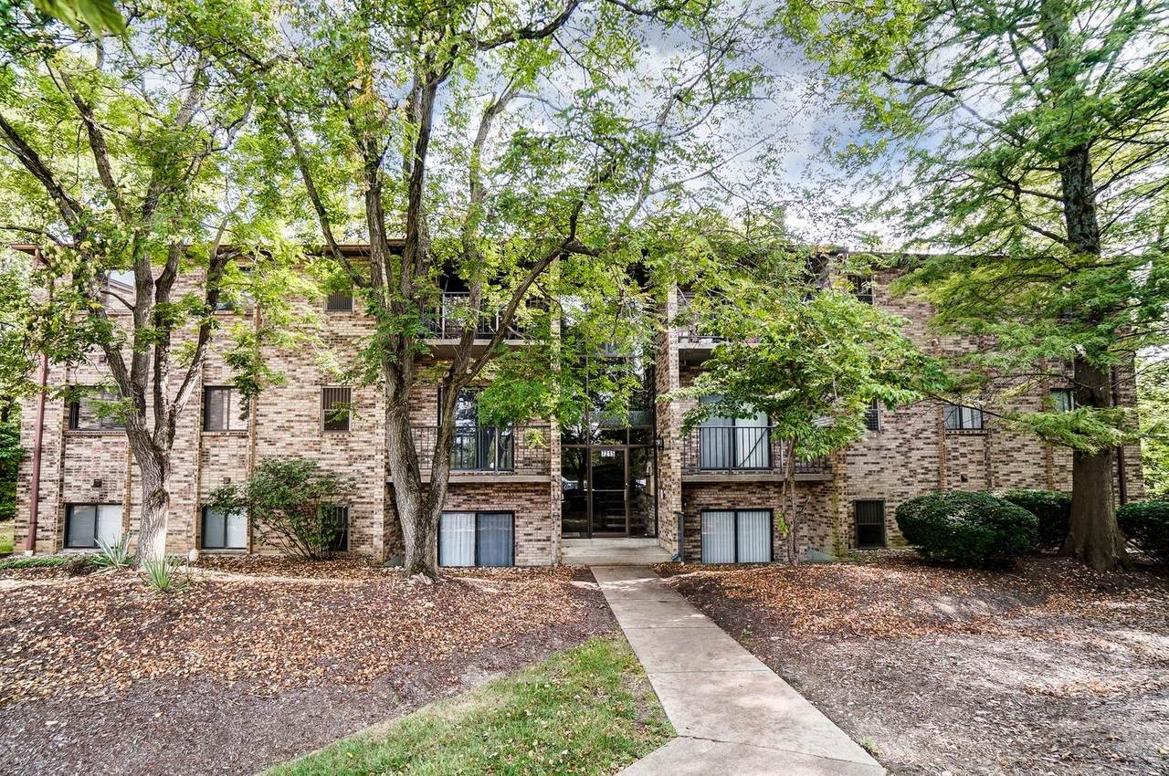7215 Creekview Drive - Photo 1