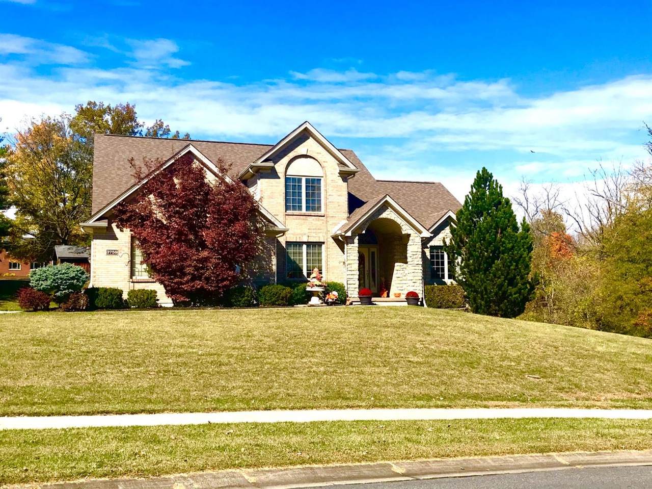 3759 Beacon Woods Drive - Photo 1
