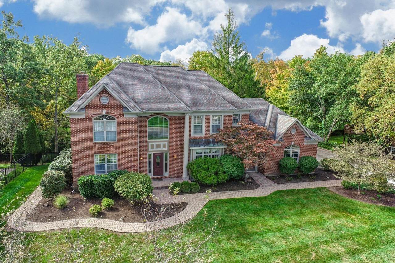 7521 Pinehurst Drive - Photo 1