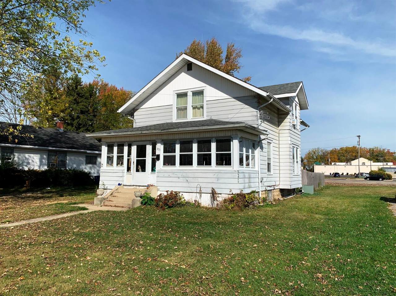 873 Fife Avenue - Photo 1