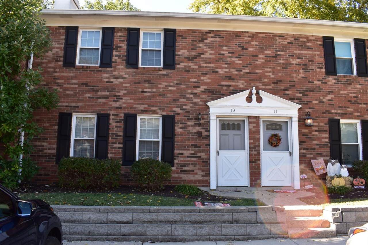 13 Queens Court - Photo 1