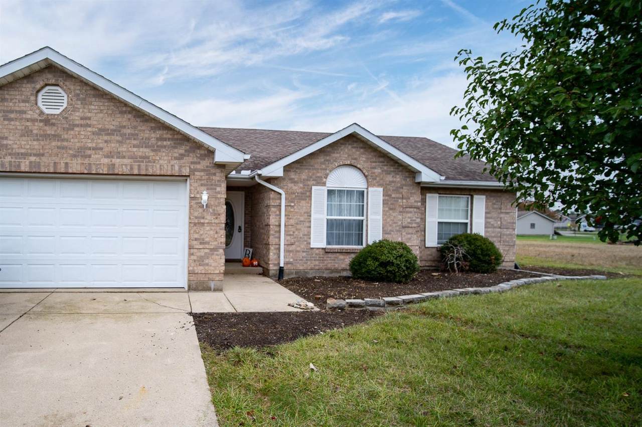 787 Vinland Drive - Photo 1
