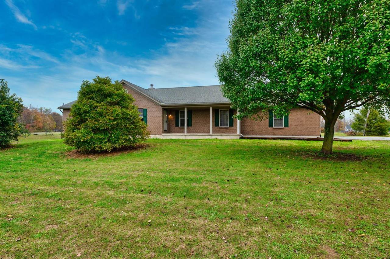 715 Waynoka Dr - Photo 1