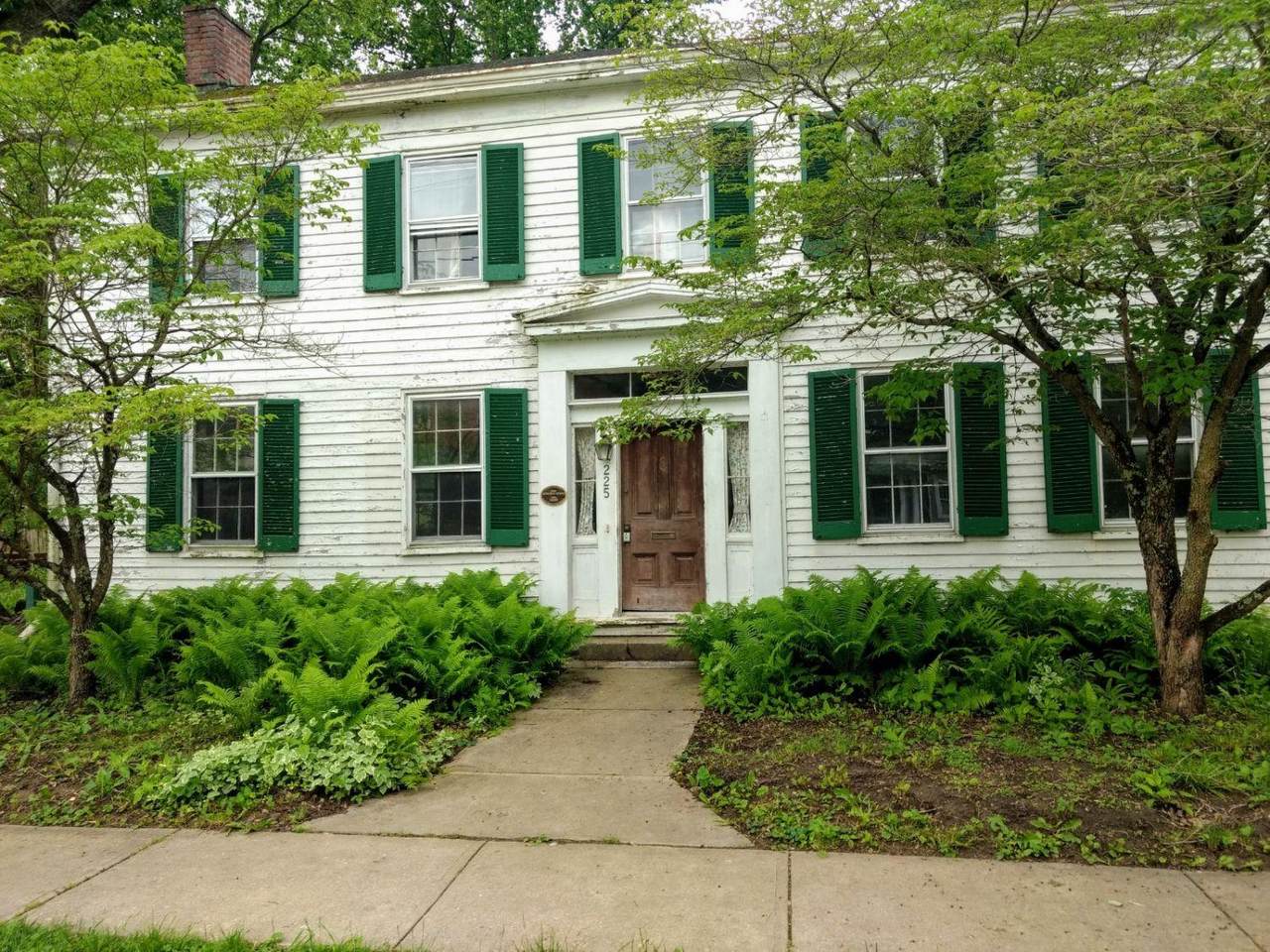 225 Wood Street - Photo 1