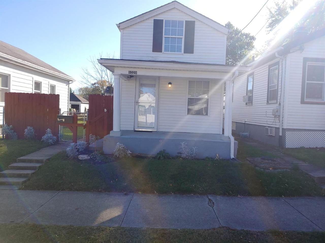 1029 Franklin Street - Photo 1