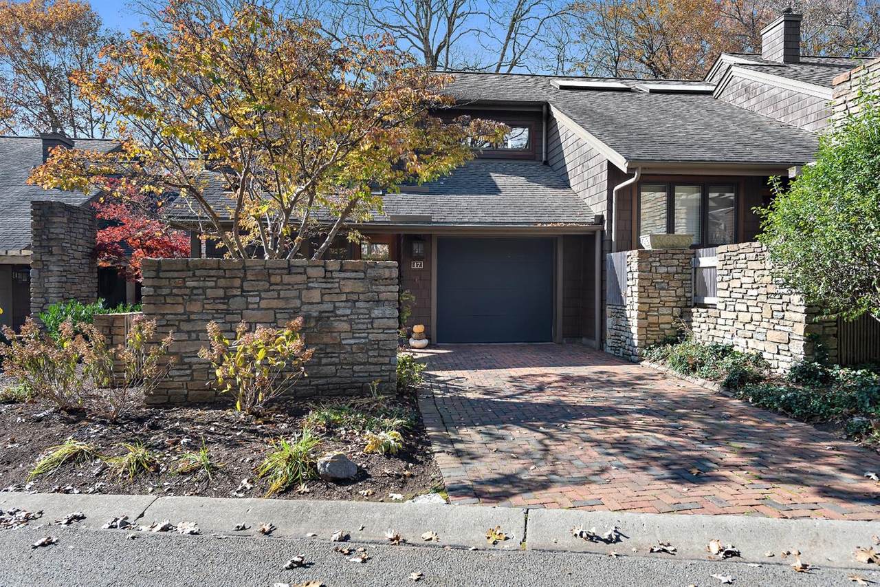 17 Spring Hill Drive - Photo 1