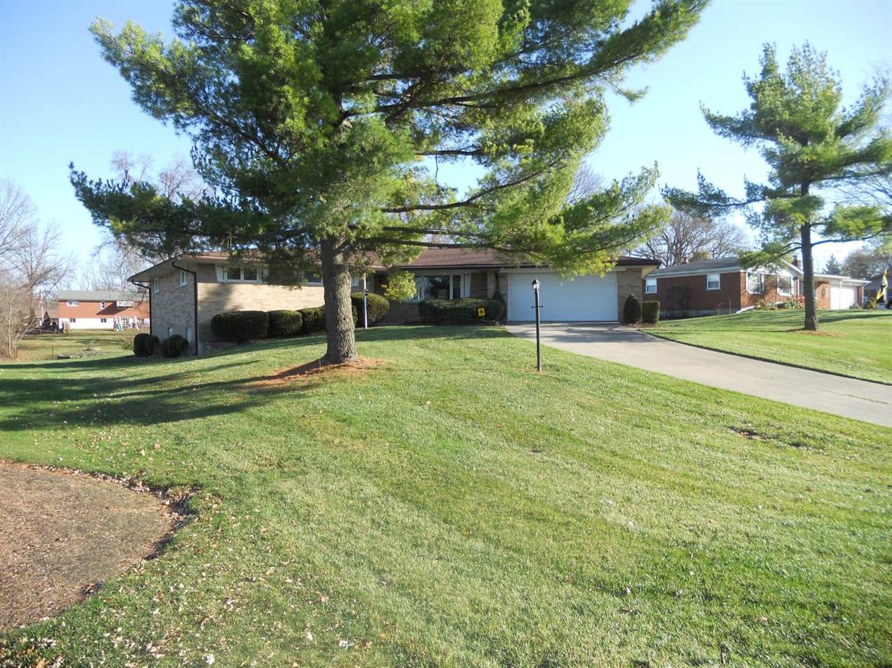 9484 Hadley Drive - Photo 1