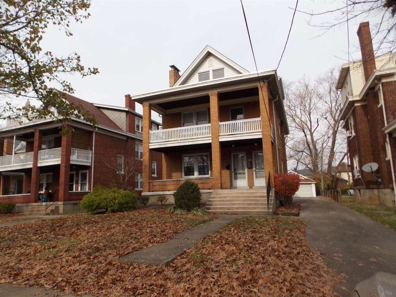 4946 Ralph Avenue - Photo 1