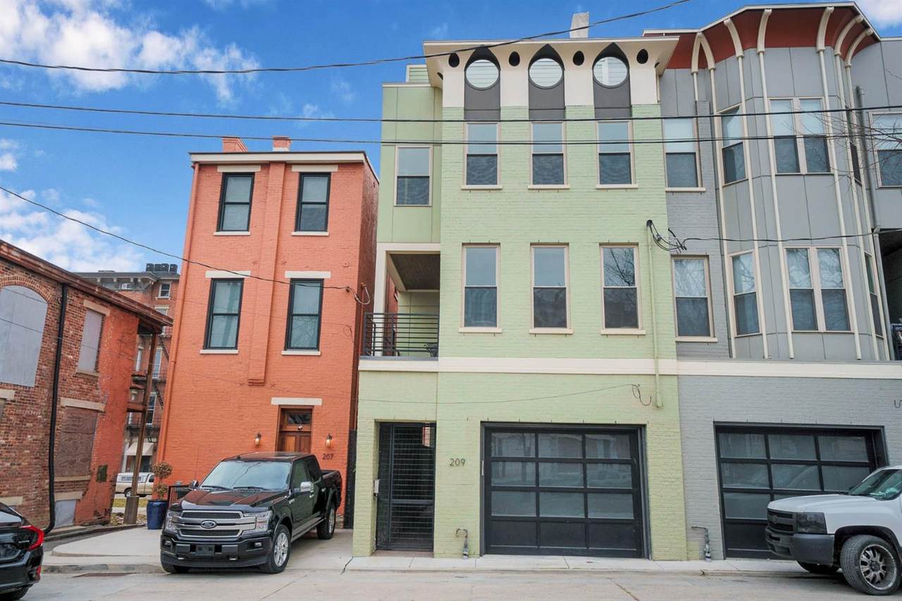 209 Kemp Alley - Photo 1