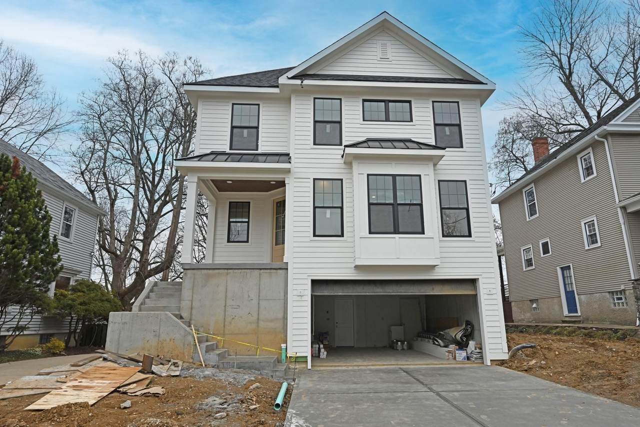 3766 Drakewood Dr - Photo 1