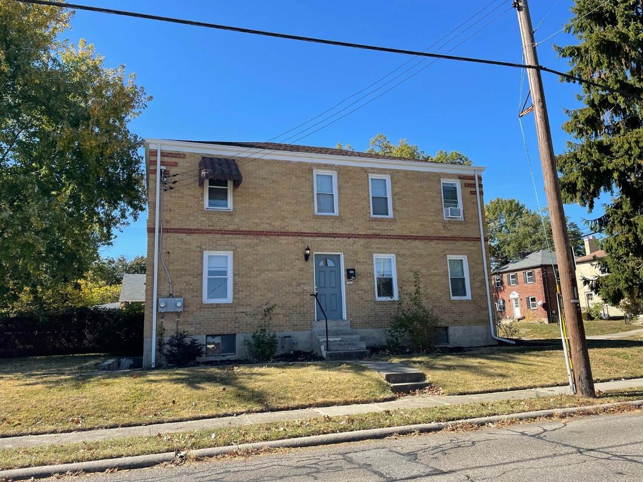 3851 Superior - Photo 1