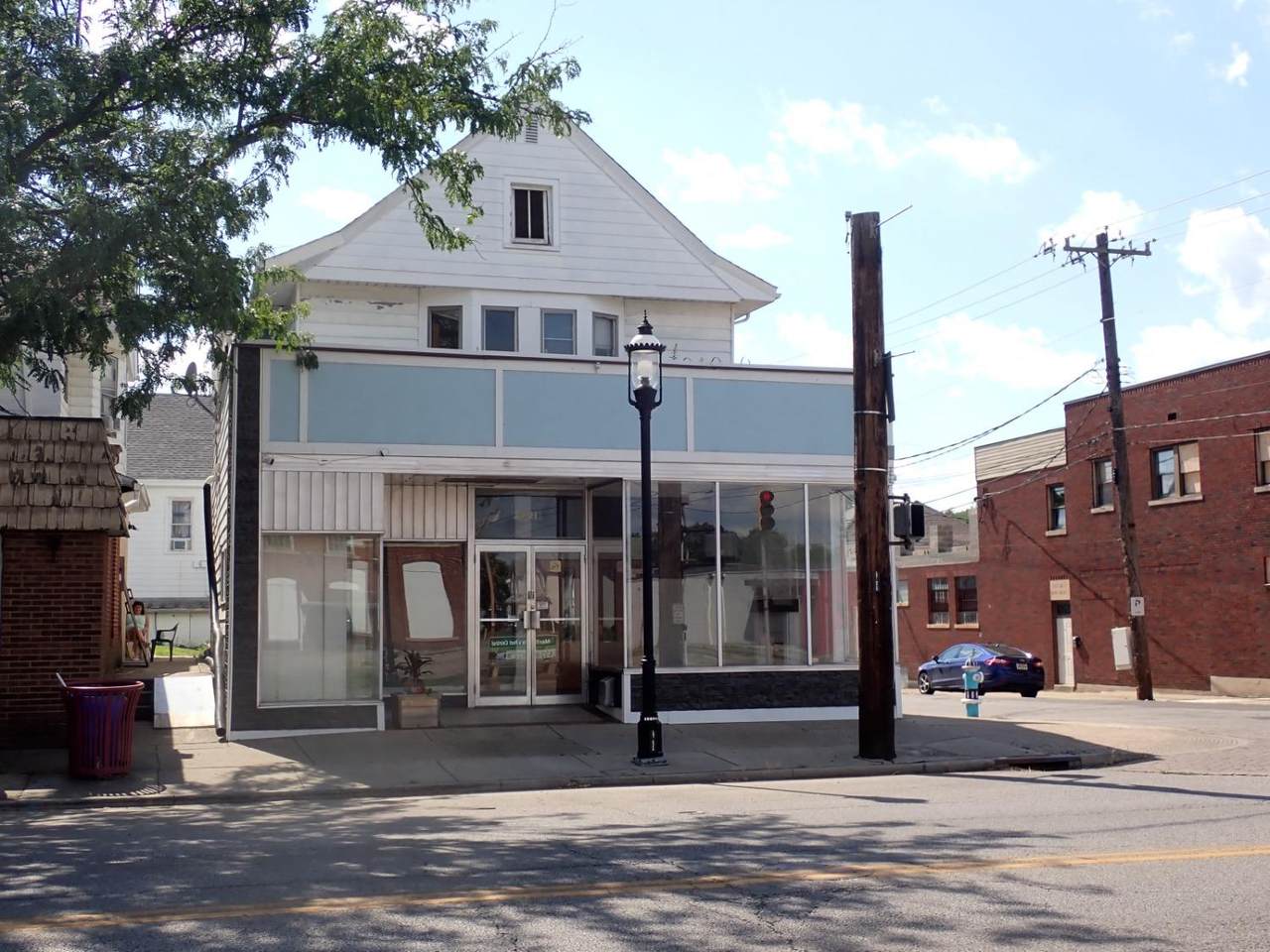 2301 Pleasant Ave - Photo 1
