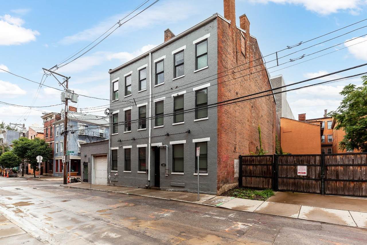 1328 Republic St - Photo 1