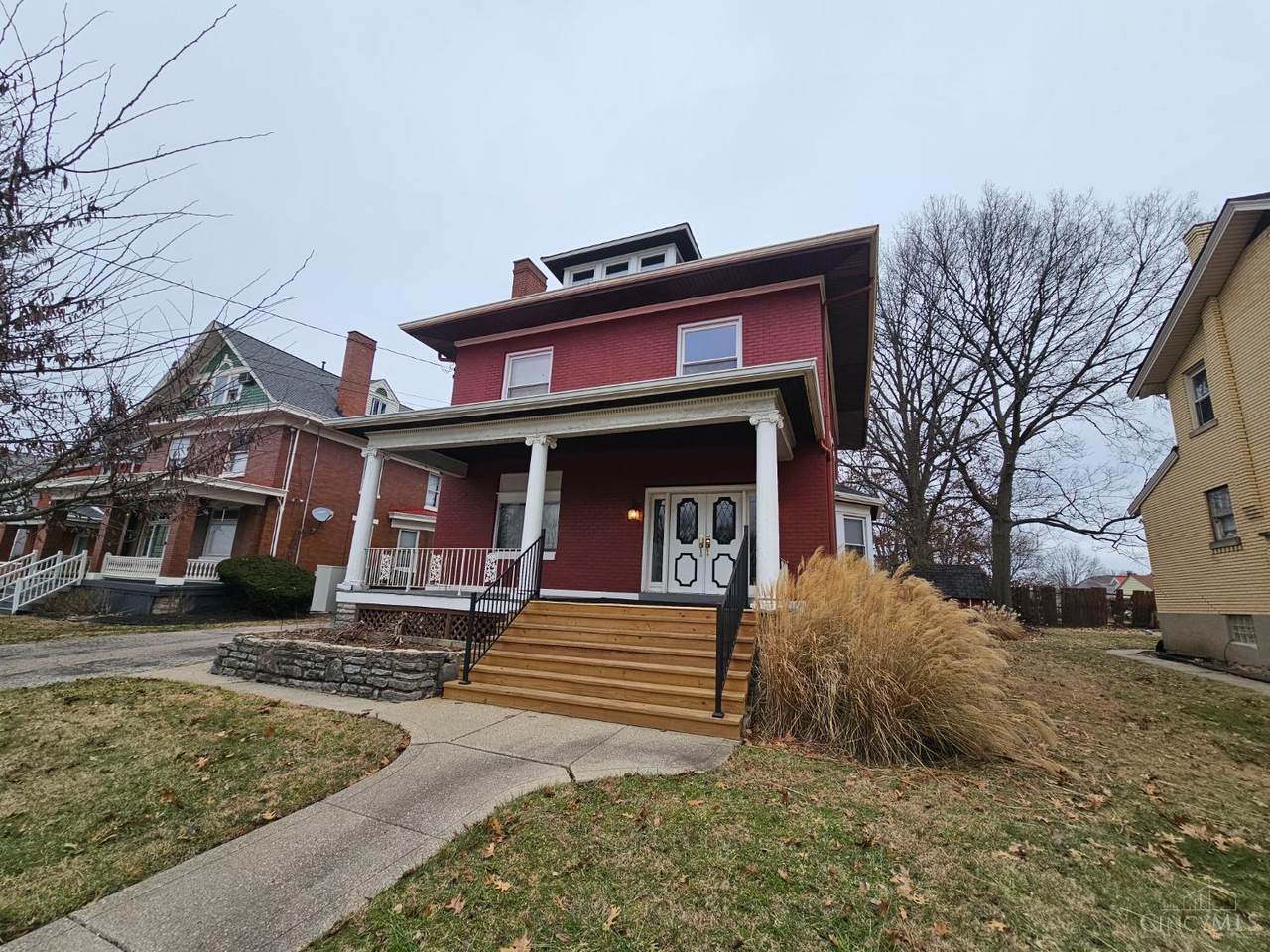 3646 Glenmore Avenue - Photo 1