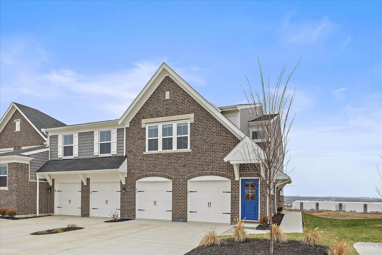 445 Bethpage Way - Photo 1